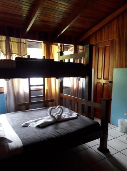 Hostel California Monteverde Bagian luar foto